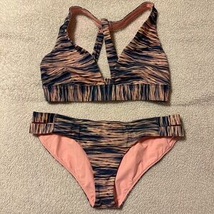 Lululemon Shanti Surf Crossback Top Bikini Bottoms Pink Blue Dream Waves Print
